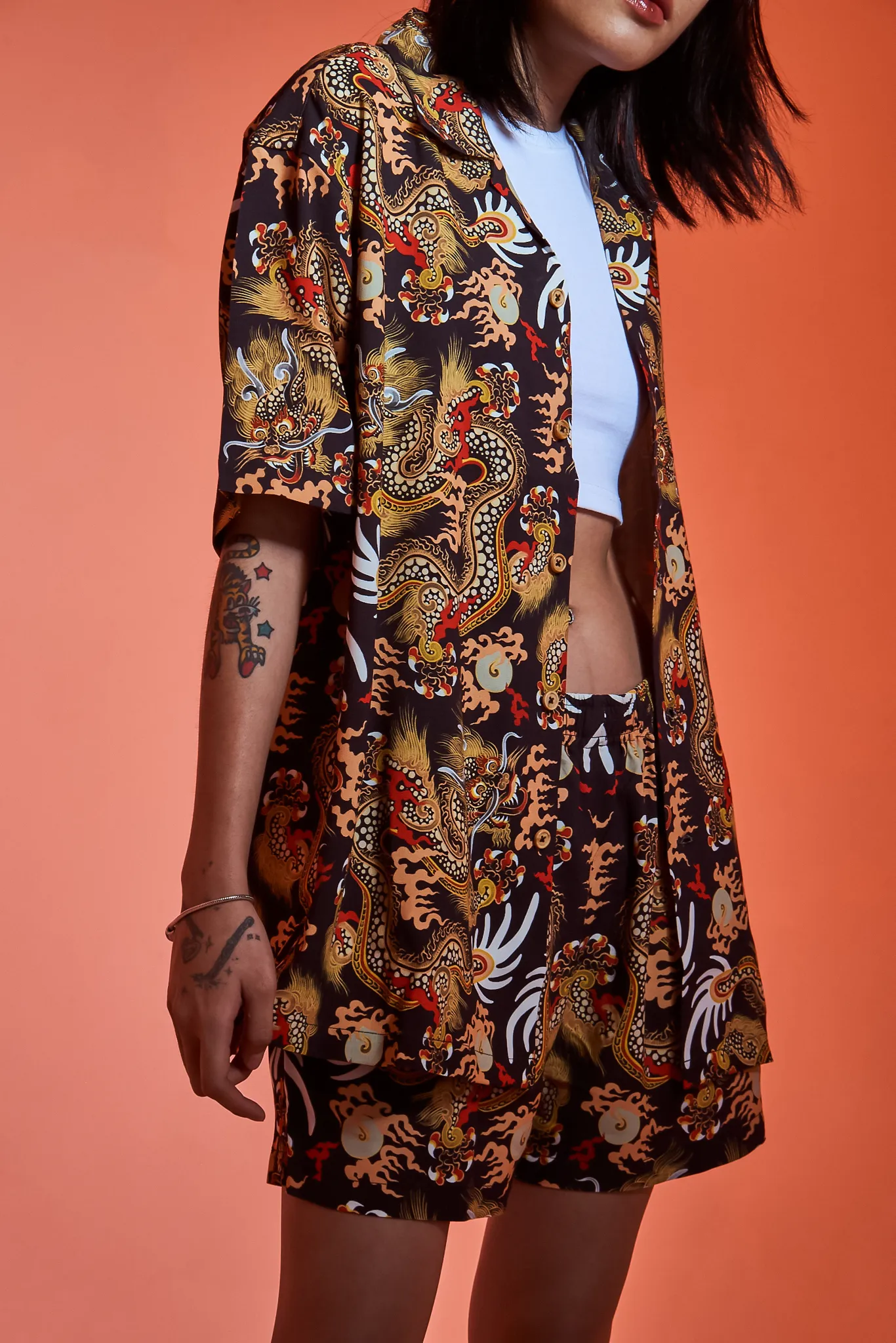 [UNISEX] TOMAS TOMAS X LOCO MOSQUITO 108 DRAGONS BLACK SHORTS