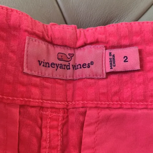 🐳Vineyard Vines Women’s 3 1/2 Everyday Shorts Seersucker Bright Pink Size 2🐳