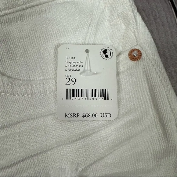 We the Free Loving Good Vibrations Distressed Mid Rise Denim Shorts White 29 NWT