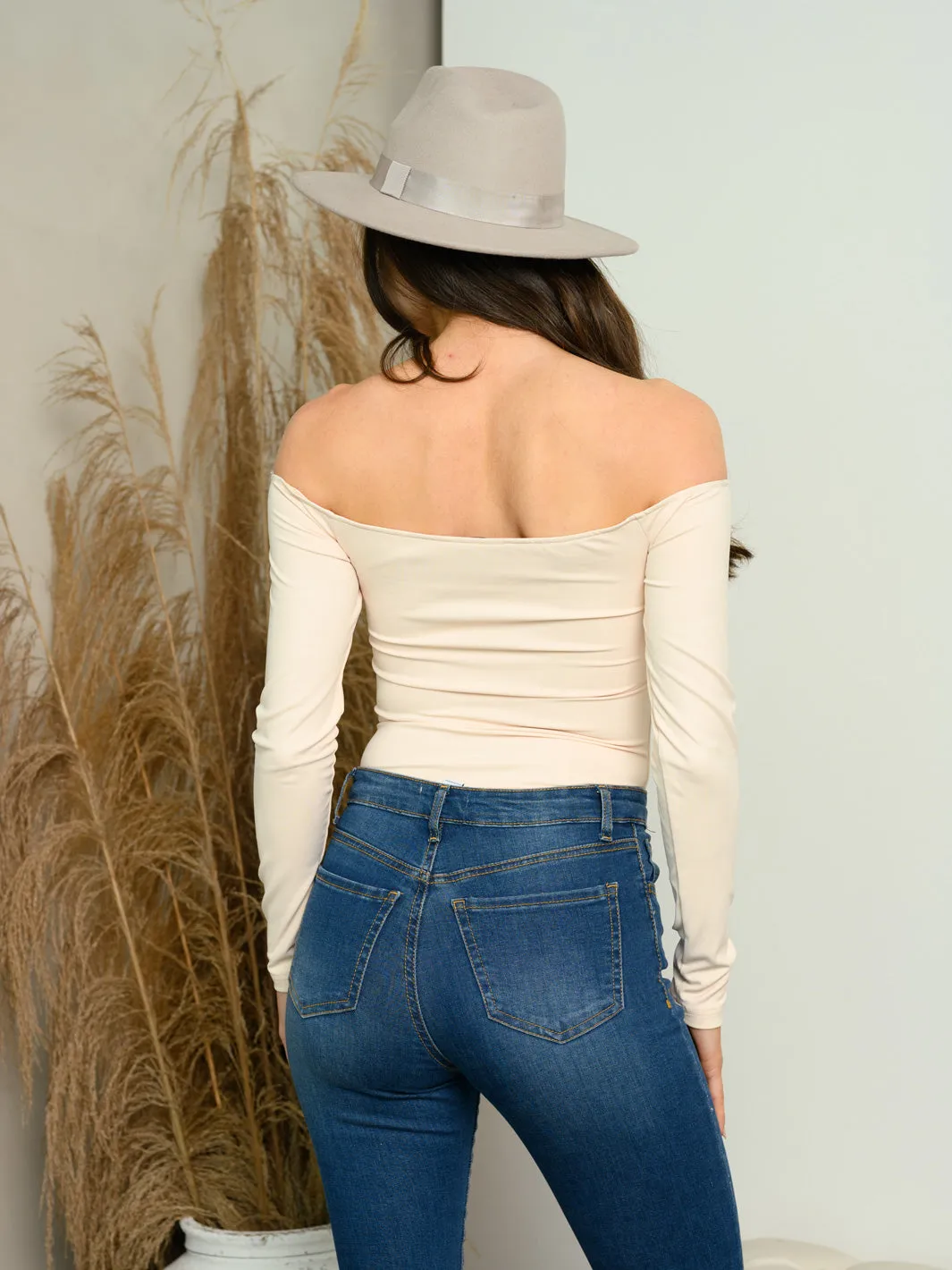 WOMEN'S LONG SLEEVE FRONT CUT OUT BODYSUIT